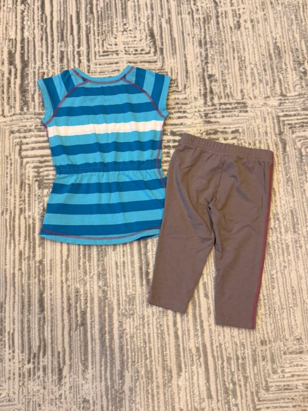 New Nike girls girls size 6X 2pc top & legging set - Picture 2 of 3
